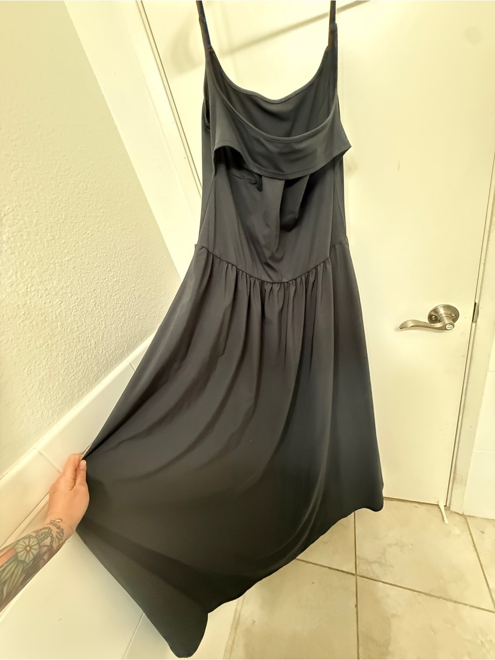 Halara Pocket Flowy Flare Maxi Quick Dry Casual Slip Dress - Picture 4 of 4